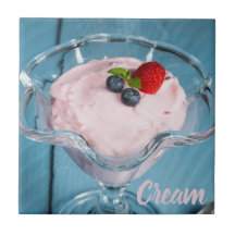 ラズベリークリームデザートとミントとフルーツのギフト