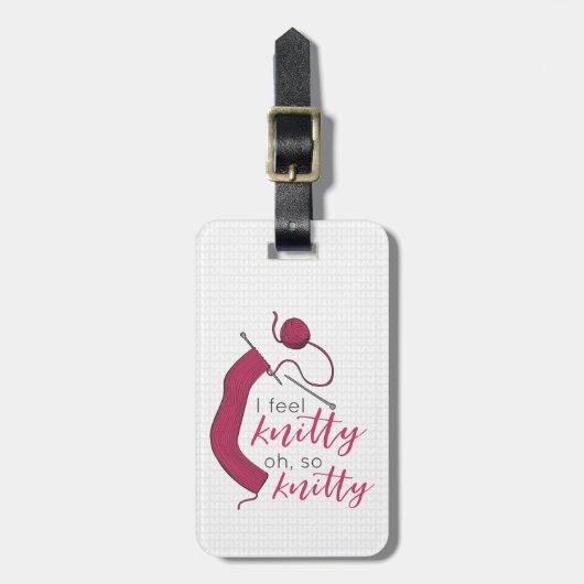 ラズベリージャ感じムIニットティOh So Nitty ラゲッジタグ (正面縦)