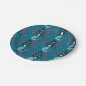 ラズベリーピンクの木々のハロウィーンのシーン ペーパープレート (アングル)