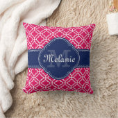 ラズベリーピンクWhtモロッコパターン海軍モノグラム クッション (ブランケット)