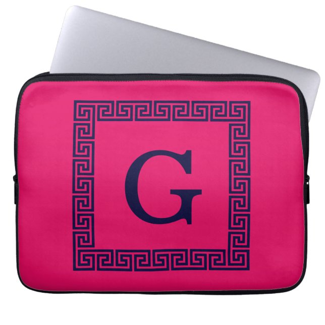 ラズベリー、ネイビーブルーギリシャ鍵#1フレームモノグラム ラップトップスリーブ (正面)
