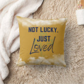 ラッキーではない、愛されたピロー クッション (ブランケット)