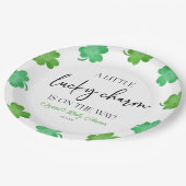 ラッキーなチャームグリーンクローバーベビーシャワー ペーパープレート (アングル)