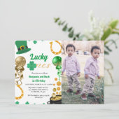 ラッキーな双子ちゃん 1歳の誕生日 セントパトリックデー 男の子 招待状 (スタンド正面)