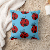 ラッキーはラディバグかわいい漫画 クッション (ブランケット)