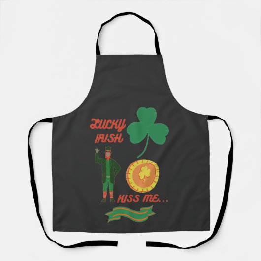 ラッキーアイリッシュキスメハピーsaint patricks dayTシ エプロン (正面)