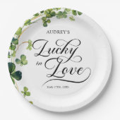 ラッキーインラブブライダルシャワーグリーンシャームロック ペーパープレート (正面)