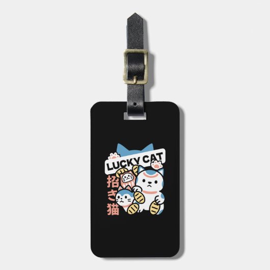 ラッキーキャットアート – 金の硬貨を持つまねきねこ ラゲッジタグ (正面縦)
