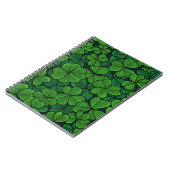 ラッキークローバーを見つける2 ノートブック (左側)