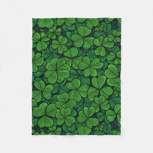 ラッキークローバーを見つける2 フリースブランケット (正面)