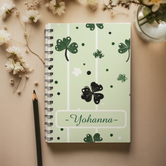 ラッキークローバーセントパディーズクローバーパターン&ストライプ ノートブック