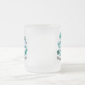 ラッキークローバーチャーム – メイ・ザ・クローバーの幸運の輝き フロストグラスマグカップ (中央)