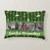 "ラッキーグランドパ"シャムロッククローバーダークグリーン写真 アクセントクッション (裏面)