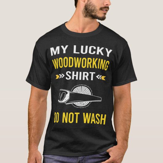ラッキーシャツの木工職人 Tシャツ (正面)