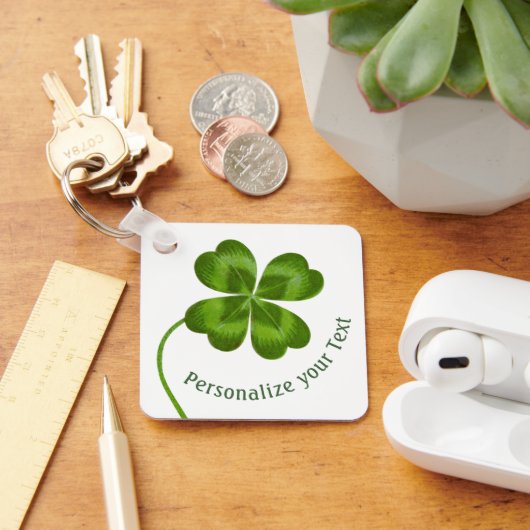 ラッキーチャームクローバーヴィンテージパーソナライズされたグッドラック キーホルダー (デスク)