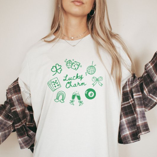 ラッキーチャームSt patricks dayラッキークローバー Tシャツ