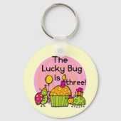ラッキーバグカップケーキ誕生日Tシャツとギフト キーホルダー (正面)