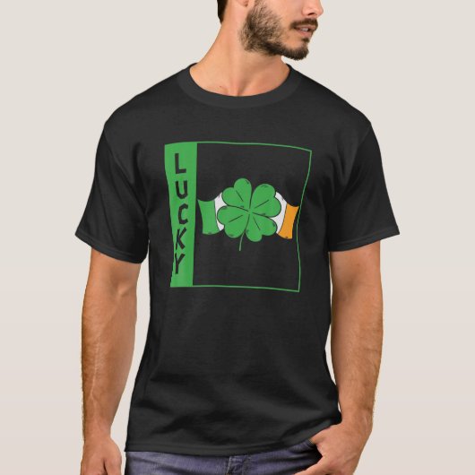 ラッキーレプレシャンIrish Clover St Patrick's Day Sha Tシャツ (正面)
