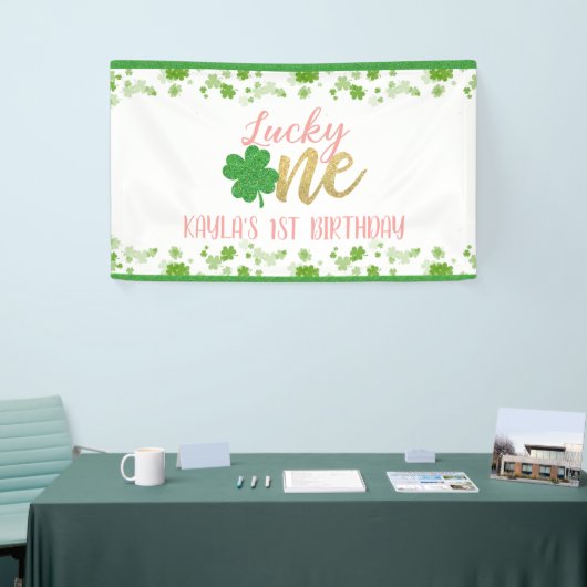 ラッキーワンファースト誕生日バナー – 女の子 横断幕 (トレードショー)