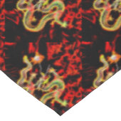 ラッキー素晴らしエネルギーでドラゴンファイヤー テーブルクロス (アングル)