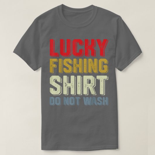 ラッキー魚釣りおもしろい魚釣りことわざメンズ2325 Tシャツ (デザイン正面)