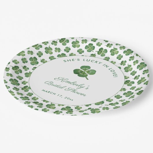 ラッキー・イン・ラブ セントパトリックデーの花嫁シャワーパーティー ペーパープレート (アングル)