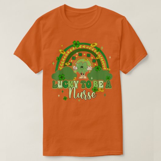 ラッキーTo AナースレトロGroovy Rainbow St Patric Tシャツ (デザイン正面)
