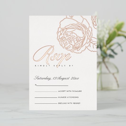 ラックスエレガントなバーガンディピンクのローズゴールドの花の招待状 箔招待状 (立ち正面)