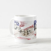 ラッシュモア山の水彩画とアメリカ国旗 コーヒーマグカップ (正面左)