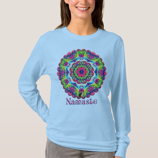 ラッシーナマステ万華鏡のように千変万化するパターンTシャツ Tシャツ (正面)