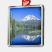 ラッセン山はマンザニタ湖の上に位置する メタルオーナメント (左)