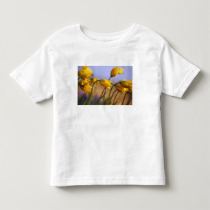 ラッパスイセンのクローズアップ トドラーTシャツ