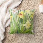 ラッパスイセンは正方形の枕の守備につきます クッション (ブランケット)