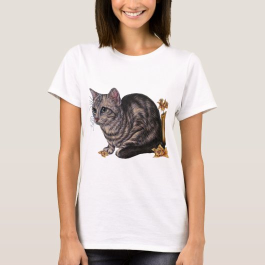 ラッパスイセンを持つ猫のスケッチ Tシャツ (正面)