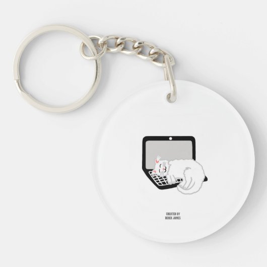 ラップトップで眠っている白い猫の丸いキーチェーン キーホルダー (正面)