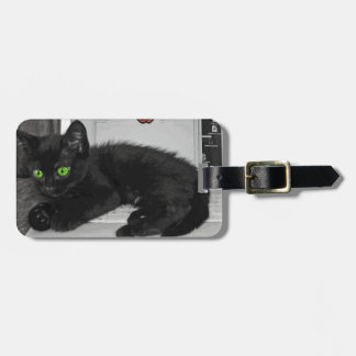 ラップトップでlounging Prunellaの黒猫 ラゲッジタグ