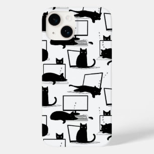 ラップトップに座っている黒猫のパターン Case-Mate iPhone 14ケース