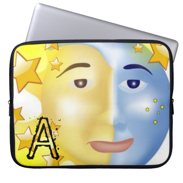 ラップトップスリーブサンムーンイエロースターズ ラップトップスリーブ (正面)