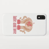 ラテとラブカップ、手とコーヒー引用文 Case-Mate iPhoneケース (裏面(横))