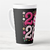 ラテマグ-新年おめでとう2026 カフェラテマグ (左アングル)