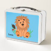 ラディバグのある草の中の可愛いライオン メタルランチボックス (正面)