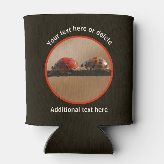 ラディバグのパーソナライズされた自然 缶クーラー (裏面)