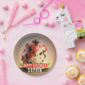 ラディバグをテーマにしたケーキ – 誕生日 ペーパープレート (パーティー)