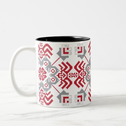 ラトビアのアユークリスフォークアート幾何学的メダリオン ツートーンマグカップ (左)