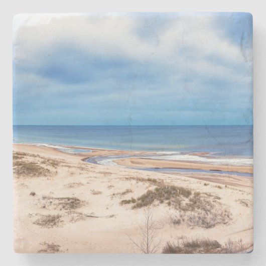 ラトビアのバルト海付近の白い砂のビーチ ストーンコースター (正面)