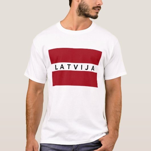 ラトビアのラトビアの旗の国のLatvijaの文字の名前 Tシャツ (正面)