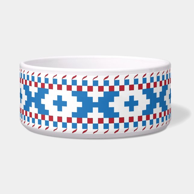 ラトビアの古代シンボルや象徴の青、赤、白のフォークアート ボウル (正面)