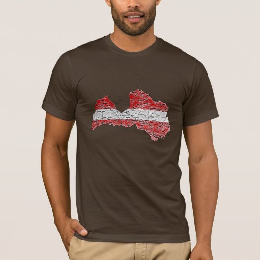 ラトビアの国旗カラーマップTシャツ Tシャツ (正面)