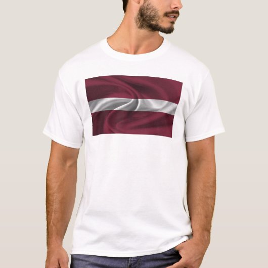 ラトビアの国旗 Tシャツ (正面)