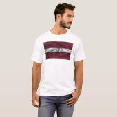ラトビアの国旗 Tシャツ (正面フル)